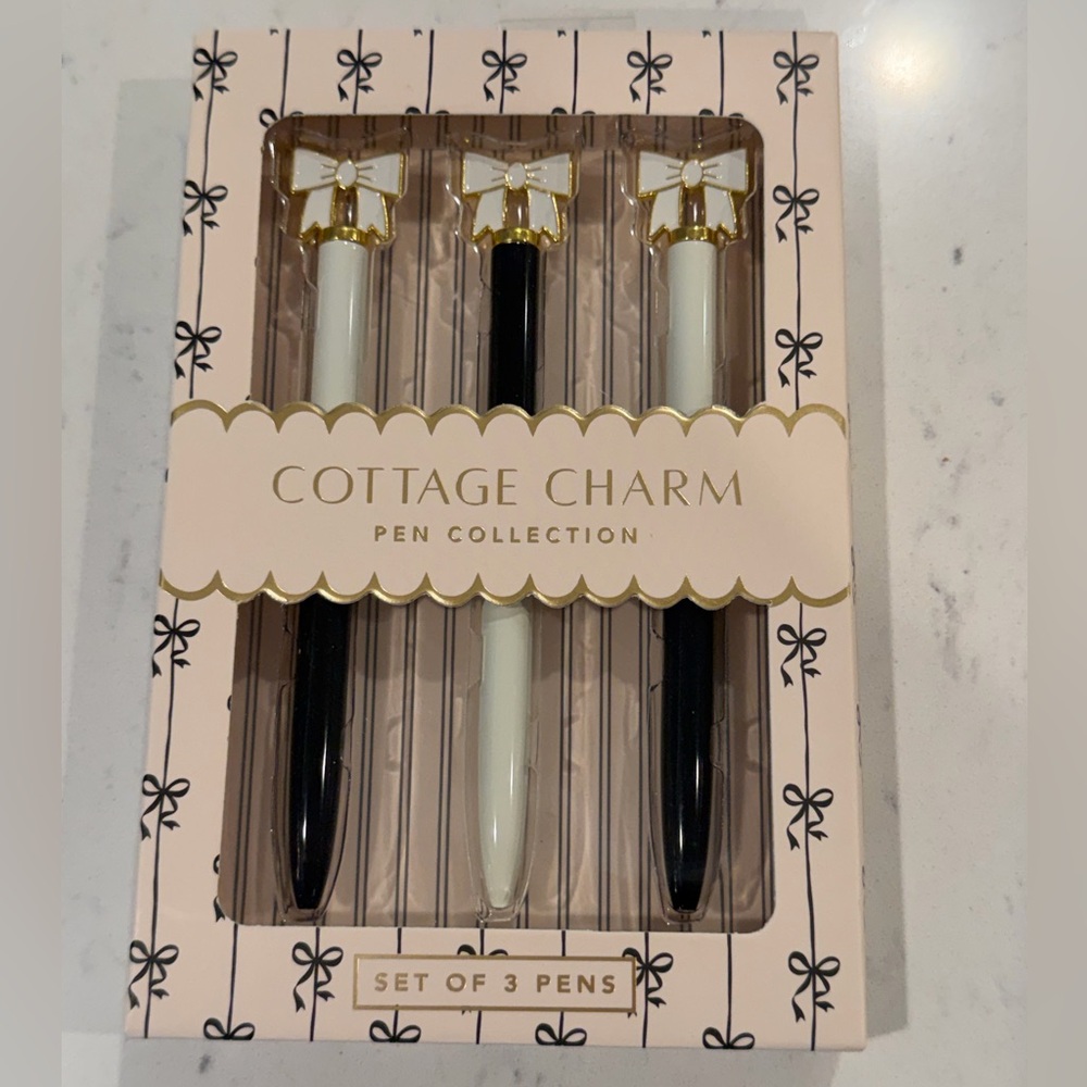 Set of 3 Bow Top Pens - Black & White